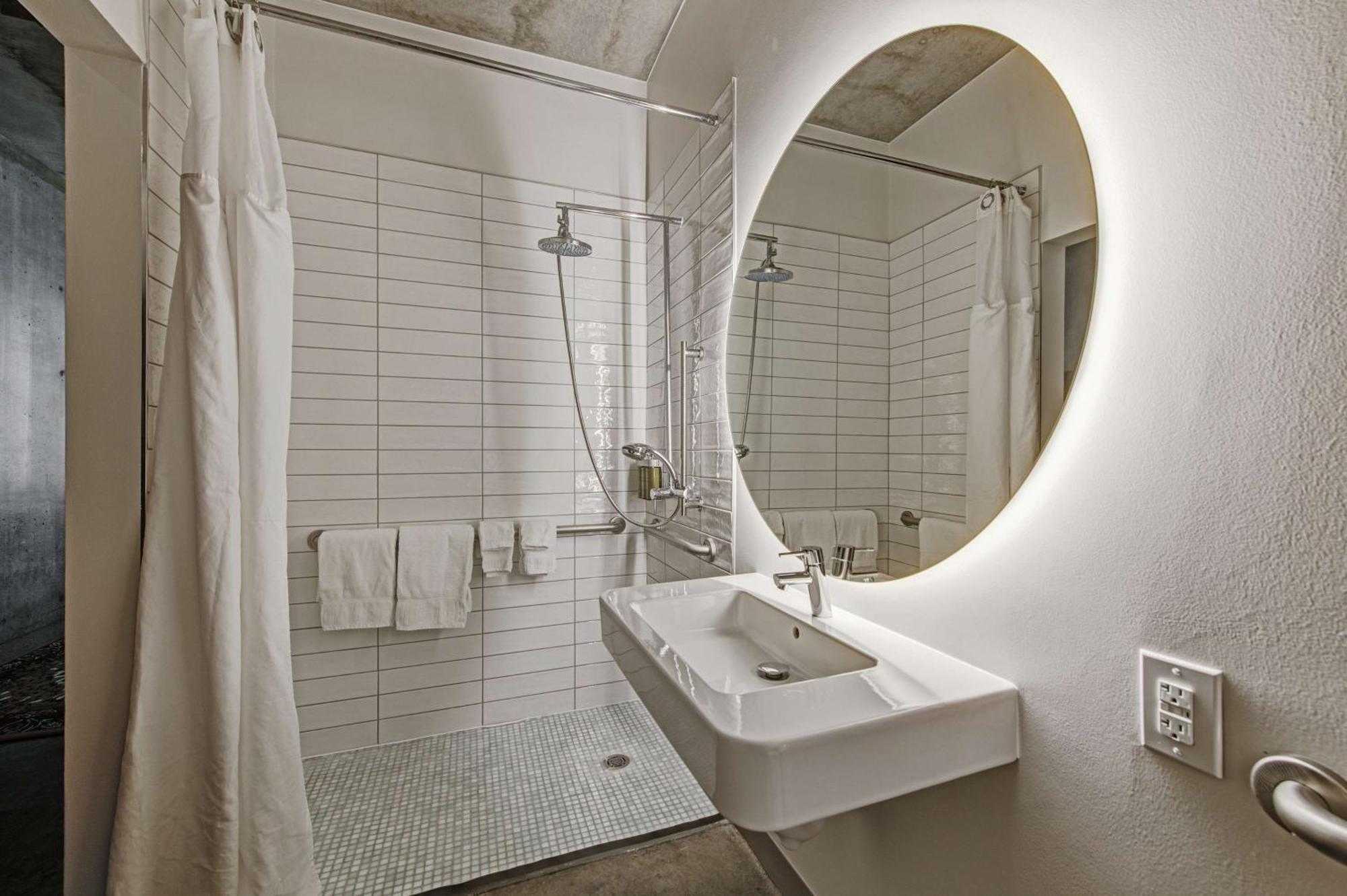 Nylo Dallas Plano Hotel, Tapestry Collection By Hilton Экстерьер фото